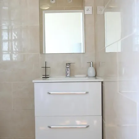 Croix Blanche - Le Logis Apartment Tournan-en-Brie